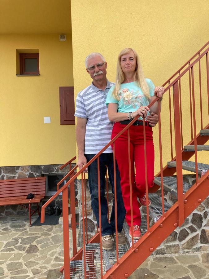 ホテル Privat U Eriky Stará Lesná エクステリア 写真